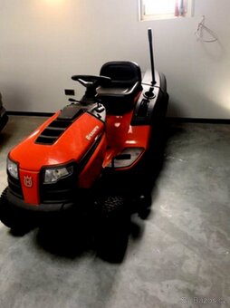 Zahradní traktor Husqvarna TC 128 - 2