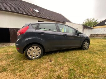 Ford Fiesta - 2