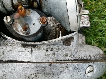 Jawa 250 motor - 2