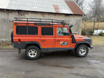 Land Rover Defender - 2