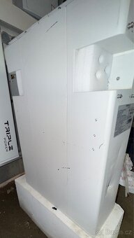 Prodám Solax Triple LiFePO4 V2 5.8 kWh POŠKOZENÁ, FUNKČNÍ - 2