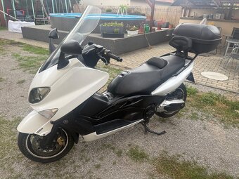 Yamaha TMAX 500 - 2