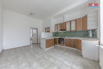 Prodej bytu 2+1, 68 m², Děčín, ul. Kamenická - 2
