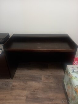 psací stůl s pojízdným kontejnerem - 2