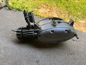jawa 550 motor - 2