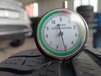 205/55 R17 PIRELLI (2518) - 2