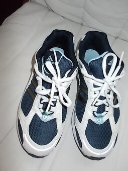 PĚKNÉ ODLEHČENÉ BOTASKY ADIDAS ADIPRENE V.38 TOP STAV - 2