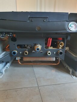 Prodám průtokový kotel Baxi - 2