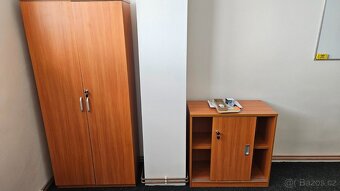Soubor kancelářského nábytku - 2