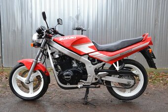 Suzuki GS 500E Slingshot - 2