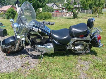 Suzuki VL 1500 LC Intruder(2004) - 2