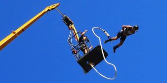 Bungee jumping Praha 50m - 2