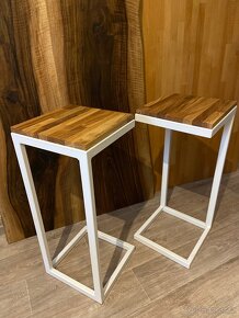 Dubové odkládací stolky - 2
