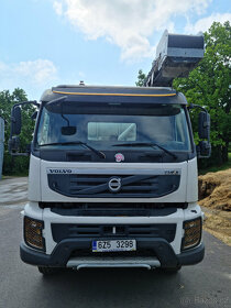 Autodomíchávač / mix VOLVO s pásem - 2