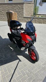 Aprilia SR GT 125 ABS - 2