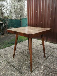 Starožitný konferenční stolek k renovaci - 2