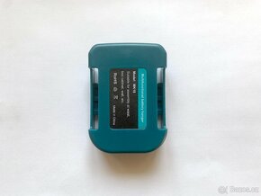 Držák baterií Makita 18V na stěnu nebo za opasek - 2