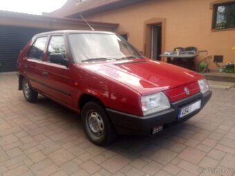 ŠKODA FAVORIT - 2