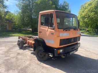 Mercedes Benz 814 zameták šasí - 2