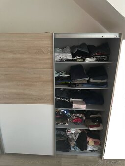 Šatní skříň - 2