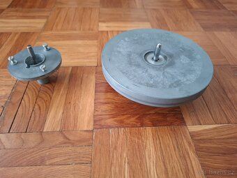 Talíř a ložisko na gramofon tesla nc440, nc 450 - 2