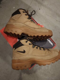 Kotníkové boty Nike vel. 36,5 - 2