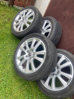 Originál Škoda kola 225/47R17 letní sada - 2