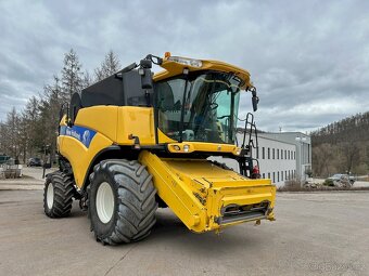 NEW HOLLAND CX8080 + žací lišta - 2