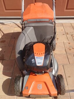 Benzinová sekačka Husqvarna - 2