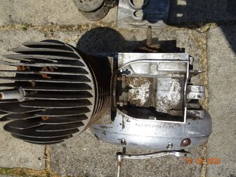 Motor ČZ 125 - 2