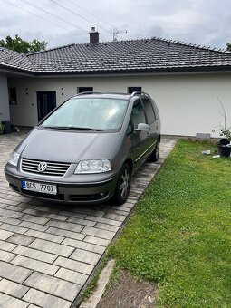 VW Sharan 2.0 TDI 103 kw - 2