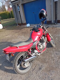 YAMAHA XJ 600 n - 2