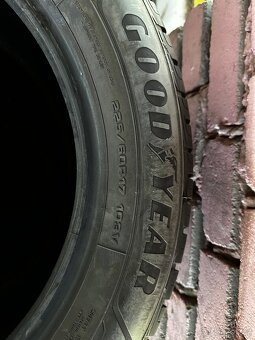 Good Year Ultra Grip Zimní - 2
