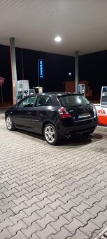 Prodám Fiat Stilo 19 JTD 86kw nová STK - 2