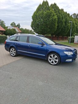 Škoda Superb Kombi 3.6FSI 4X4 191kw Koupeno v ČR - 2