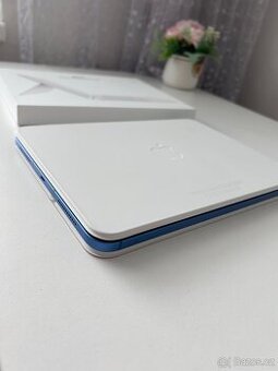 iPad 256 (10th gen) Wi-Fi + Cellular + Keyboard - 2