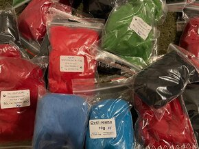 Vlna na plstěni - česanec - 2