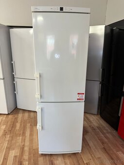 Lednice s mrazákem Liebherr (164) - 2