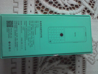 Nabízím nový QIN F22 PRO - 2