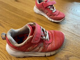Dětské sportovní boty Decathlon vel. 28 - 2