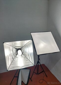 💡 2× Softbox PHOTOTOOLS + žárovky (nasvíceno jen pár hodin) - 2
