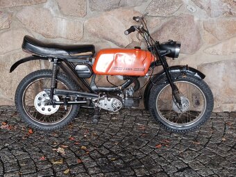 Jawa 50 mustang 23 pionýr - 2