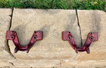 Jawa 250 350 pérák - podkovy - 2