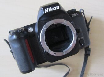 Nikon F65 AF semi-pro zrcadlovka kinofilm+návod TOP stav - 2