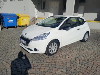 Peugeot 208 1,2i 60KW - 2