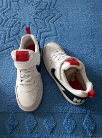 Dětské nové botičky Nike vel. 33 - 2