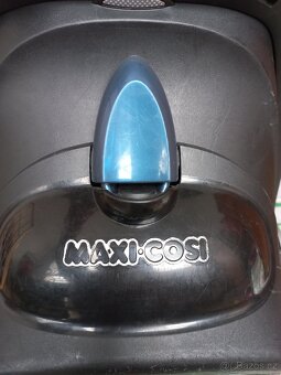 Maxi Cosi isofix + autosedačka - 2