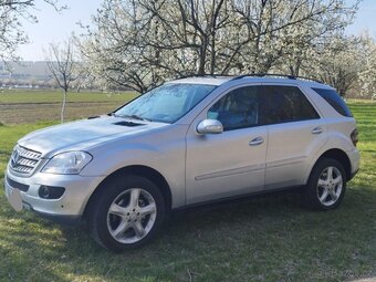 Mercedes-benz ML350 benzín - 2