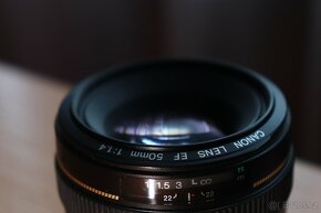 Prodám objektiv Canon 50 F1.4 v krásném stavu - 2