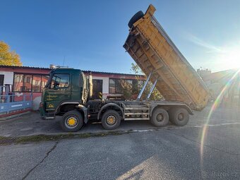 Volvo fm12 8x6 sklápěč - 2